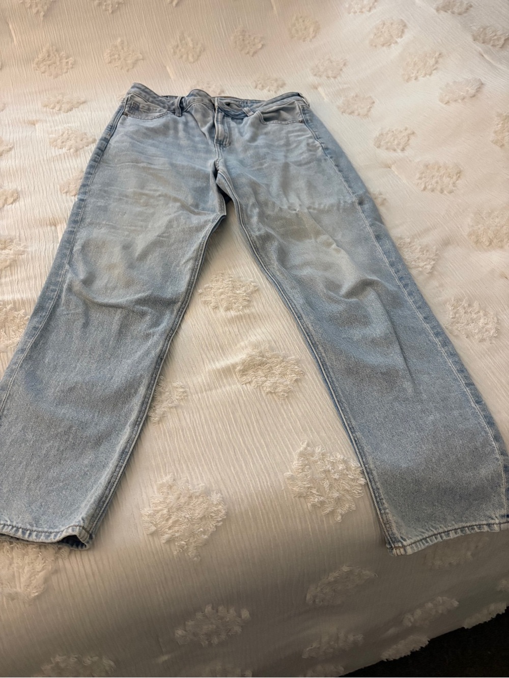 American Eagle Outfitters Light Wash Straight Jeans